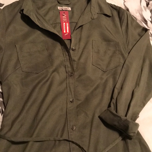 Army green button down dress NWT - Picture 2 of 2